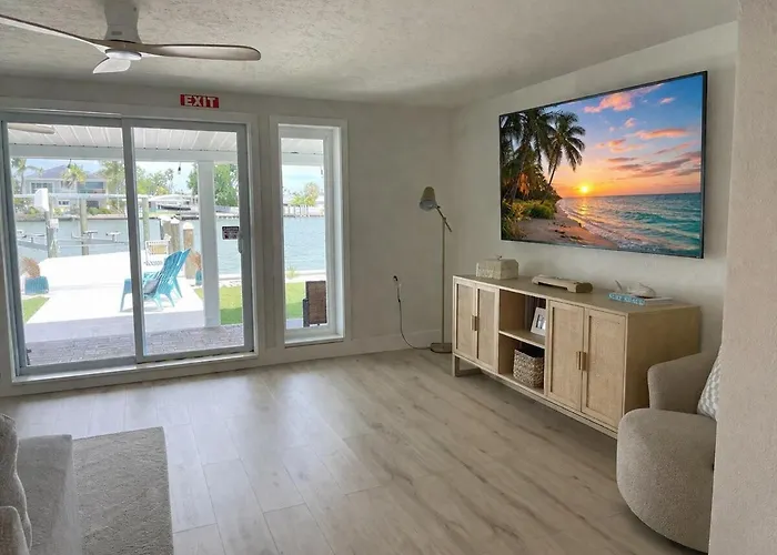Waterfront House With Golf Cart And Family Fun * Clearwater Beach
