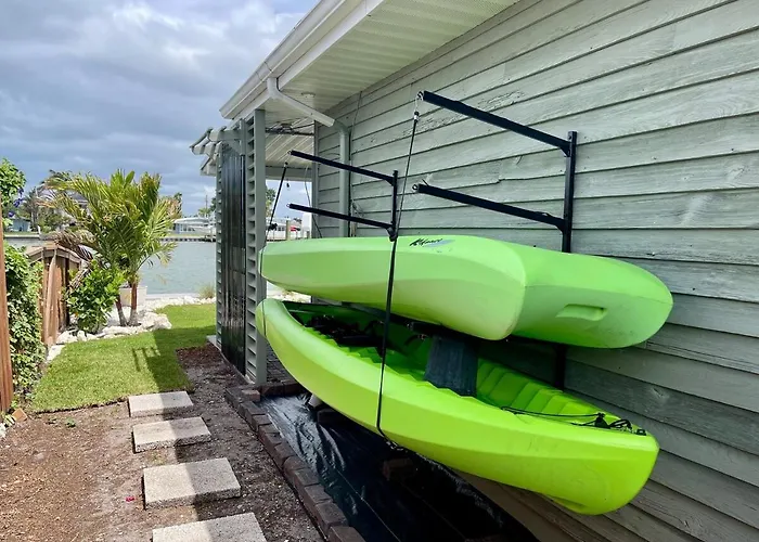 Waterfront House With Golf Cart And Family Fun * Clearwater Beach