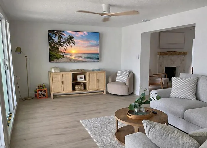 Waterfront House With Golf Cart And Family Fun