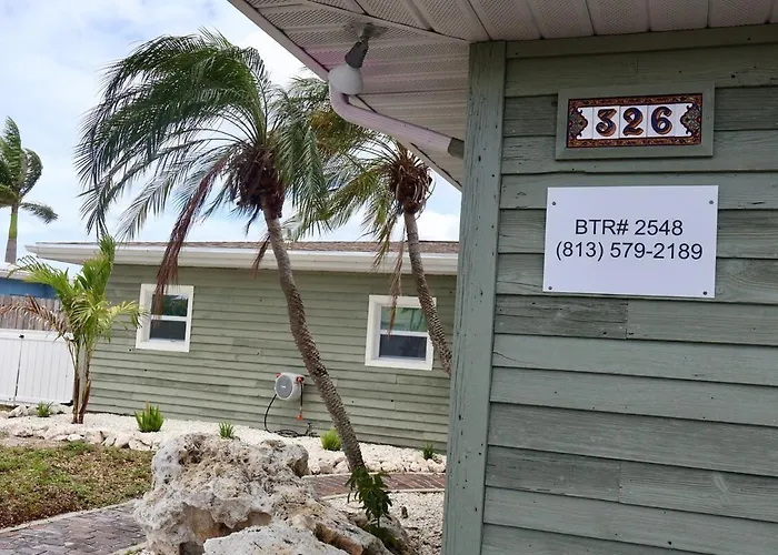 Waterfront House With Golf Cart And Family Fun Сasa de vacaciones Clearwater Beach